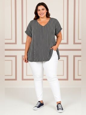 Westbound Black and White Striped V-Neck Top NWT